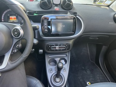Smart fortwo coupe 0.9 90 ch ss ba6 prime pack sport   cabriolet twinamic / garantie 12 mois occasion paris 17ème (75)(porte...
