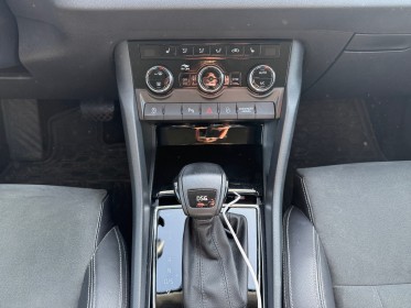 Skoda karoq 1.5 tsi 150 ch act dsg7 style attelage garantie 12 mois occasion simplicicar saint-omer simplicicar simplicibike...