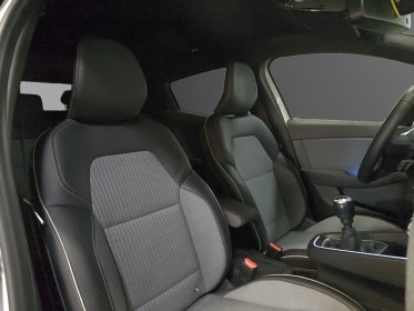 Renault clio v tce 90 lutecia carplay caméra garantie 12 mois occasion simplicicar saint-jean simplicicar simplicibike france