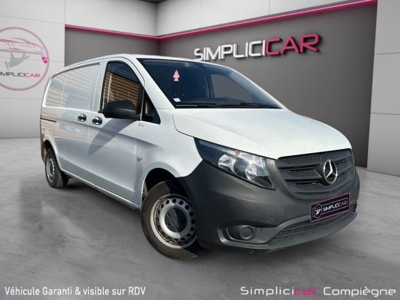 Mercedes vito fourgon 110 cdi compact fwd 3 places - faible km - occasion simplicicar compiegne simplicicar simplicibike france