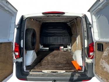 Mercedes vito fourgon 110 cdi compact fwd 3 places - faible km - occasion simplicicar compiegne simplicicar simplicibike france
