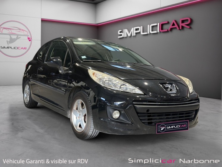 Peugeot 207 1.4 vti 16v 95ch série 64 garantie 12 mois climatisation sièges chauffant occasion simplicicar narbonne...