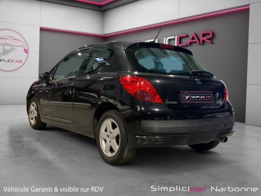 Peugeot 207 1.4 vti 16v 95ch série 64 garantie 12 mois climatisation sièges chauffant occasion simplicicar narbonne...
