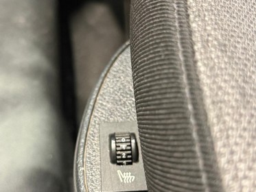 Peugeot 207 1.4 vti 16v 95ch série 64 garantie 12 mois climatisation sièges chauffant occasion simplicicar narbonne...