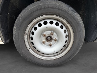 Volkswagen transporter 6.1 van vitre l1h1 2.0 tdi 110 bvm5 business line garantie 12 mois occasion simplicicar beaune...