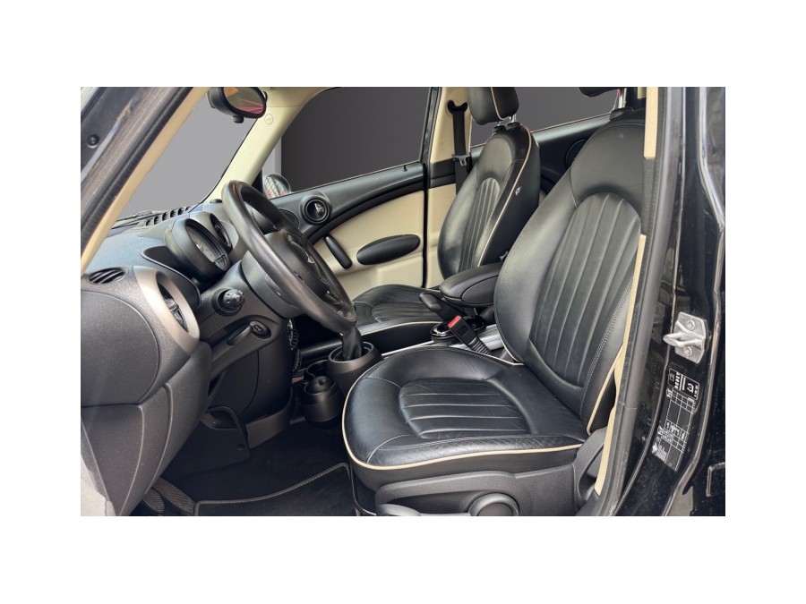 MINI d'occasion COUNTRYMAN ONE 98 GETAWAY de 2012 Paris 15 (75)﻿