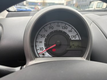 Peugeot 107 1.0e 12v 68ch blue lion urban garantie 12 mois occasion simplicicar lyon nord simplicicar simplicibike france