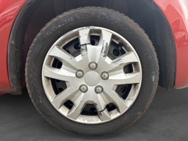 Peugeot 107 1.0e 12v 68ch blue lion urban garantie 12 mois occasion simplicicar lyon nord simplicicar simplicibike france