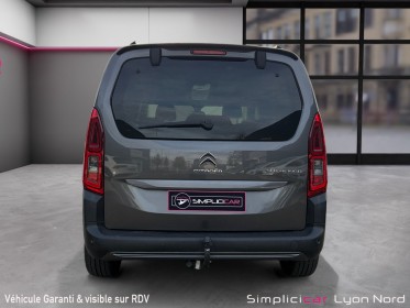 Citroen berlingo taille m  130 ss eat8 boite auto/ caméra de recul/ carplay  garantie 12 mois occasion simplicicar lyon nord...