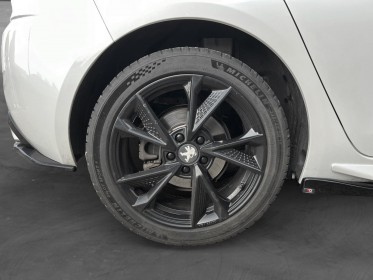 Peugeot 308 gt line 130ch eat6 camera de recul palettes au volant carplay garantie 12 mois occasion simplicicar poitiers...