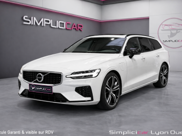 Volvo v60 t8 twin engine r - design - toit ouvrant - entretien constructeur - garantie 12 mois occasion simplicicar lyon...