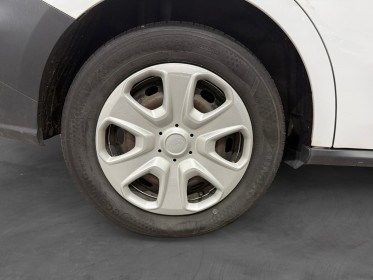 Ford transit courier 1,5 tdci ecoblue trend / aménagement amovible garantie 12 mois occasion simplicicar lyon ouest...