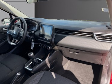 Renault clio v tce 100 business 1ere main tva recuperable entretien concession 51820 km occasion simplicicar toulouse nord...