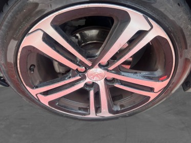 Peugeot 208 1.2 puretech 110ch ss eat6 gt line occasion avignon (84) simplicicar simplicibike france