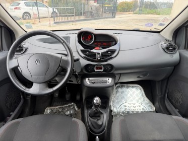 Renault twingo ii 1.2 lev 16v 75 eco2 intens bluetooth regulateur de vitesse garantie 12 mois occasion simplicicar lunel...
