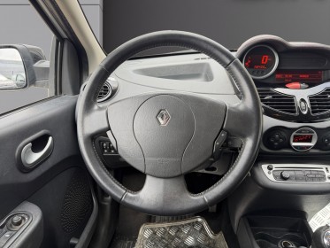Renault twingo ii 1.2 lev 16v 75 eco2 intens bluetooth regulateur de vitesse garantie 12 mois occasion simplicicar lunel...
