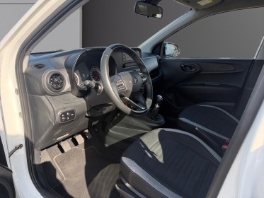 Hyundai i10 1.0 67 eco intuitive clim garantie constructeur occasion simplicicar labarthe simplicicar simplicibike france