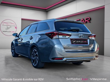 Toyota auris touring sports pro my17 hybride pro 136h design 1 er main garantie 12 mois occasion simplicicar villepinte...