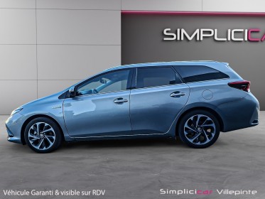 Toyota auris touring sports pro my17 hybride pro 136h design 1 er main garantie 12 mois occasion simplicicar villepinte...