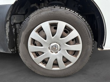 Renault trafic fourgon gn l2h1 1200 kg dci 115 confort occasion avignon (84) simplicicar simplicibike france