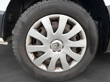 Renault trafic fourgon gn l2h1 1200 kg dci 115 confort occasion avignon (84) simplicicar simplicibike france