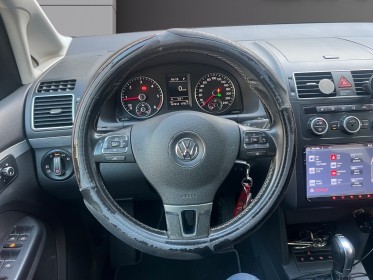 Volkswagen touran 2.0 tdi 140 fap cup dsg6 sort de révision kit et papillon de distrib changé garantie 12 mois vw occasion...