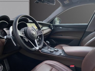 Alfa romeo stelvio my19 2.2 190 ch q4 at8 executive toit ouvrant panoramique suivi alfa garantie 12 mois occasion montpellier...