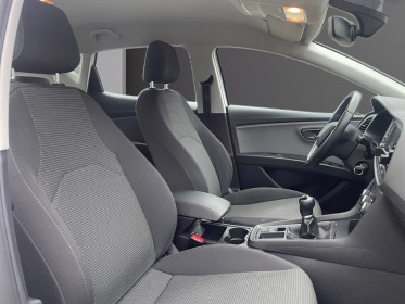 Seat leon 1.0 tsi 115 start/stop bvm6 style garantie 12 mois occasion simplicicar lyon nord simplicicar simplicibike france