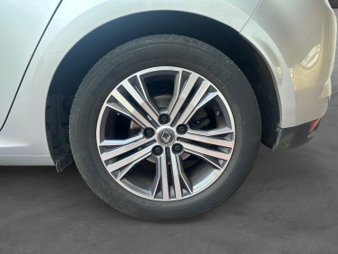 Renault megane iv berline blue dci 115 edc - 21n intens carplay pack intérieur led suivi complet renault garantie 12 mois...