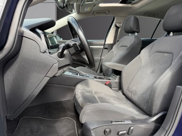 Volkswagen golf viii 1.5 etsi opf 150 style dsg7 toit panoramique applecarplay camera de recul siège electrique massant......