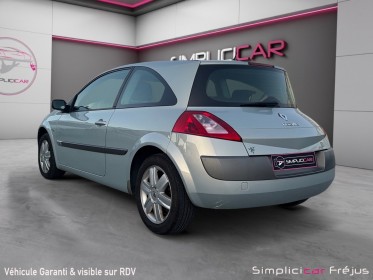 Renault megane ii coupe 2.0 16v dynamique toit ouvrant garantie 12 mois occasion simplicicar frejus  simplicicar simplicibike...