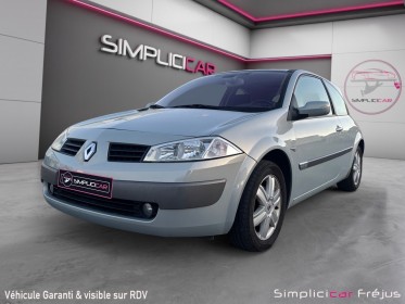 Renault megane ii coupe 2.0 16v dynamique toit ouvrant garantie 12 mois occasion simplicicar frejus  simplicicar simplicibike...