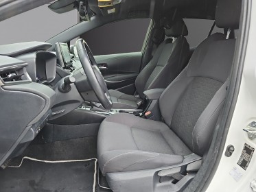 Toyota corolla touring sports hybride my20 122h design / camera de recul / entretien toyota occasion osny simplicicar...