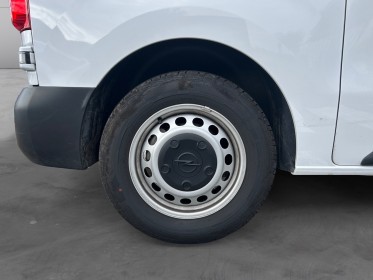 Opel vivaro cabine approfondie taille m bluehdi 120 3 places  bvm6  h1l1 garantie 12 mois état neuf financement possible...