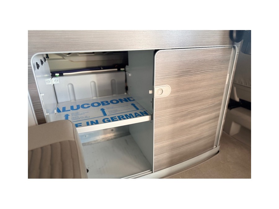 VOLKSWAGEN d'occasion TRANSPORTER MULTIVAN CONFORTLINE LONG 2.0 TDI