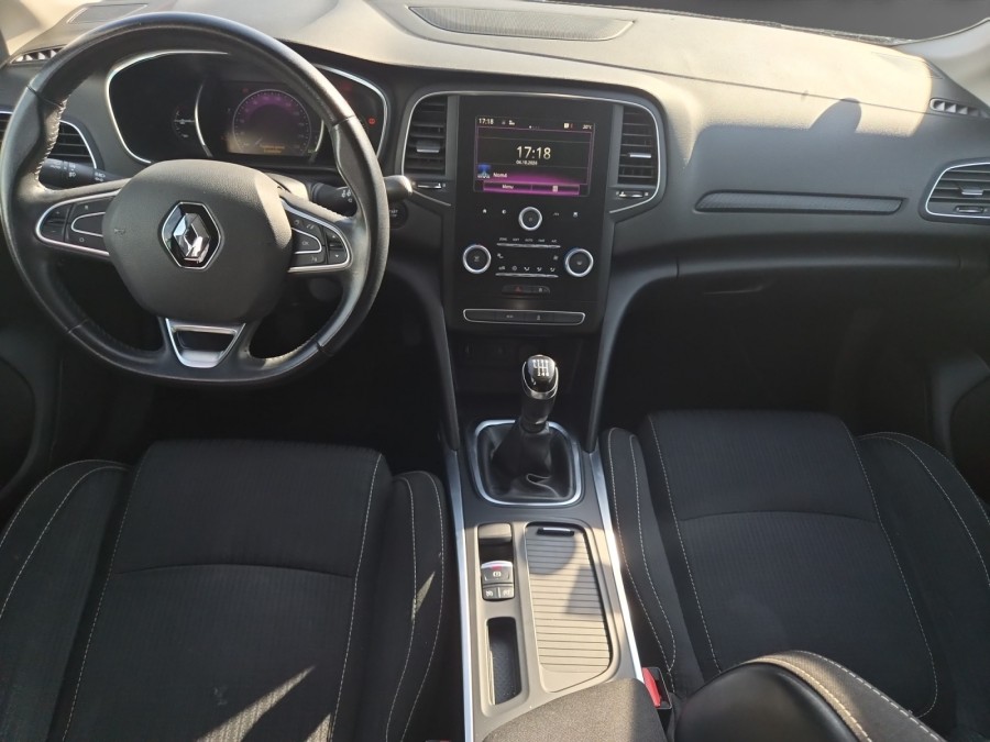 RENAULT d'occasion MEGANE TCE 130 LIMITED de 2017 Frejus (83)﻿