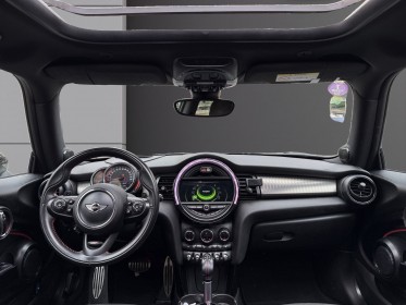 Mini  cooper  2.0 i 16v 231 cv jcw apple carplay full options occasion paris 17ème (75)(porte maillot) simplicicar...