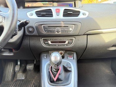 Renault scenic iii dci 130ch dynamique euro 5___ occasion simplicicar orgeval  simplicicar simplicibike france