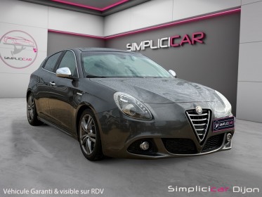 Alfa romeo giulietta 2.0 jtdm 150 ch ss trofeo toit ouvrant 2ème main garantie 12 mois occasion simplicicar dijon...