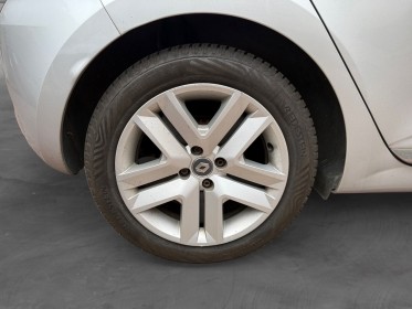 Renault clio v tce 100 business carplay entretiens renault  garantie 12 mois occasion simplicicar le raincy simplicicar...