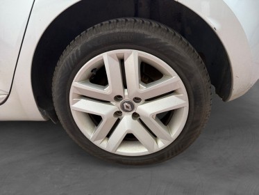 Renault clio v tce 100 business carplay entretiens renault  garantie 12 mois occasion simplicicar le raincy simplicicar...