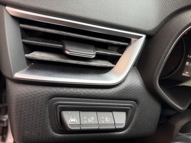 Renault clio v tce 100 business carplay entretiens renault  garantie 12 mois occasion simplicicar le raincy simplicicar...