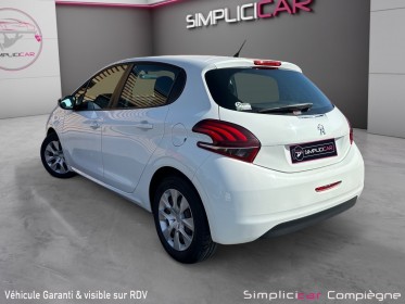 Peugeot 208 like 1.2 68ch - faible km - distrib ok - occasion simplicicar compiegne simplicicar simplicibike france