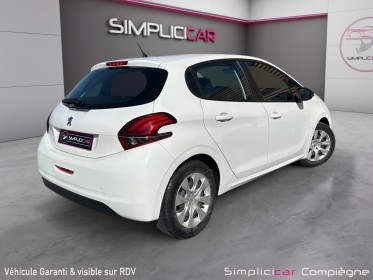 Peugeot 208 like 1.2 68ch - faible km - distrib ok - occasion simplicicar compiegne simplicicar simplicibike france