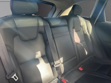 Volvo xc60 business t6 recharge awd 253 ch  87 ch business executive - camera 360 - hayon elec - harman kardon - garantie...