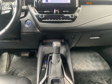 Toyota corolla touring sports hybride my22 122h design garantie 12 mois carplay sièges chauffants occasion montreuil (porte...