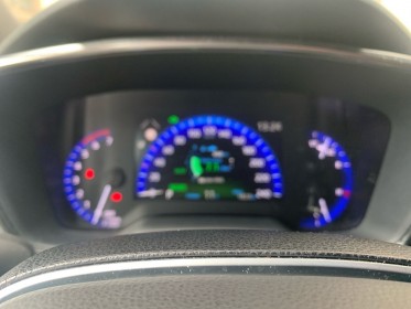 Toyota corolla touring sports hybride my22 122h design garantie 12 mois carplay sièges chauffants occasion montreuil (porte...