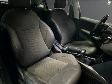 Peugeot 2008 1.6 bluehdi 100ch bvm5 féline cuivre toit panoramique grip control garantie 12 mois occasion simplicicar...