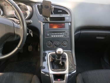 Peugeot 5008 1.6 vti 120ch bvm5 access 7places entretien constructeur complet garantie 12 mois minimum occasion simplicicar...