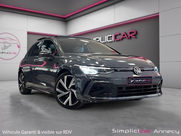 Volkswagen golf viii 150 r-line/ full suivi /toit ouvrant/ sieges et volant chauffants/garantie 12 mois occasion simplicicar...